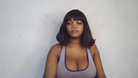 Zarah online show from 07/26/26, 04:14