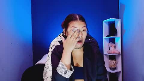 Snapshot of hot_chocolate_4u chatting on 11/03/25, 12:06 hot chocolate 4u online show from 11/03/25, 12:06