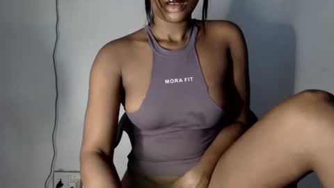 sonia  mis choco online show from 10/16/25, 07:31