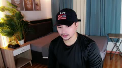hot_daddy_core online show from 07/04/26, 08:53
