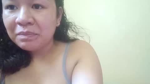 hot_emma1112 online show from 05/21/26, 03:13