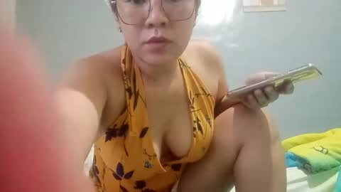 hot_emma1112 online show from 05/23/26, 03:23