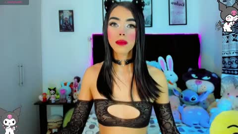 Snapshot of hot_eyes16 chatting on 04/05/26, 01:47 Valens online show from 04/05/26, 01:47