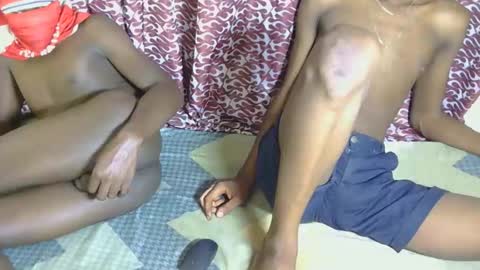 Snapshot of hot_fuckers44 chatting on 12/13/25, 07:40 roy AND eddie online show from 12/13/25, 07:40