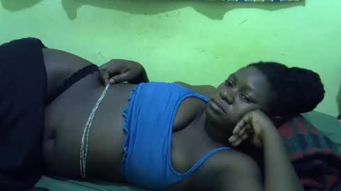 Snapshot of hot_girlly chatting on 03/21/26, 03:22 hot_girlly online show from 03/21/26, 03:22