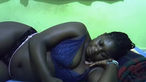 Snapshot of hot_girlly chatting on 04/09/26, 06:24 hot_girlly online show from 04/09/26, 06:24