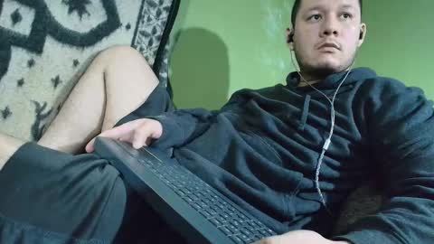 hot_guy36 online show from 12/21/25, 04:14