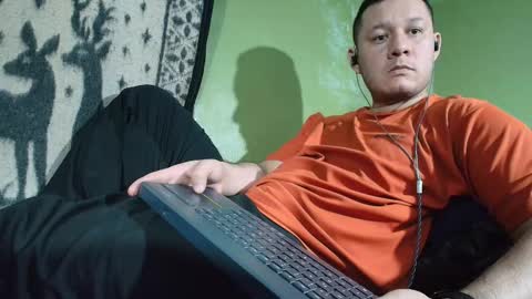 hot_guy36 online show from 02/18/26, 01:56