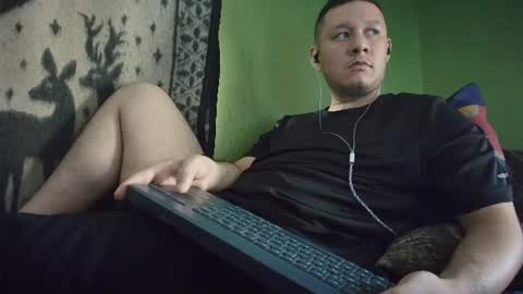 hot_guy36 online show from 07/09/26, 04:11