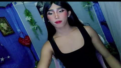 Khianna online show from 03/25/26, 04:13