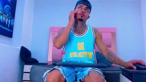 Snapshot of hot_latino_x chatting on 02/16/26, 12:34 SEXY COUPLE online show from 02/16/26, 12:34