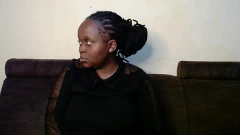 Snapshot of hot_linahh chatting on 11/02/25, 11:07 Linah online show from 11/02/25, 11:07