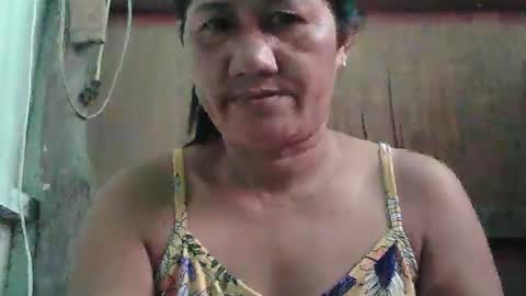 Snapshot of hot_mama09 chatting on 11/25/25, 12:54 hotmama online show from 11/25/25, 12:54