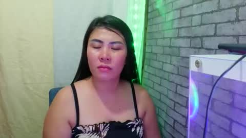 hot_marilou online show from 04/07/26, 05:19