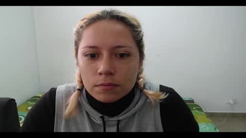 Mia online show from 02/07/25, 01:43