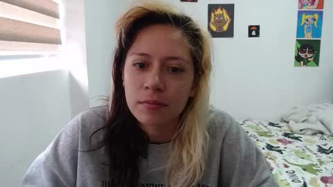 Mia online show from 10/13/25, 01:33