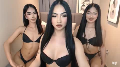 hot_nikki69 online show from 03/22/26, 06:44