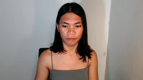 Snapshot of hot_pauline chatting on 06/19/26, 12:37 hot_pauline online show from 06/19/26, 12:37