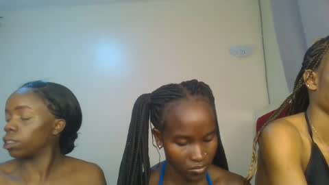 Petite online show from 07/07/26, 03:05