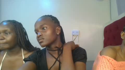 Petite online show from 07/10/26, 05:15