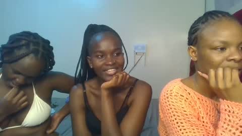 Petite online show from 07/11/26, 05:21