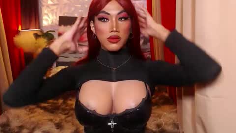 Snapshot of hot_pleasure_cock chatting on 11/11/25, 10:37 Julli Anna online show from 11/11/25, 10:37