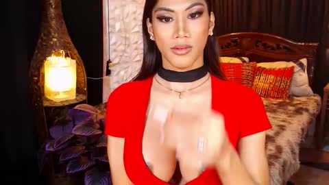 Snapshot of hot_pleasure_cock chatting on 04/23/26, 12:29 Julli Anna online show from 04/23/26, 12:29