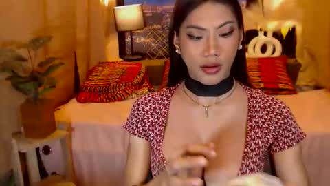 Snapshot of hot_pleasure_cock chatting on 04/24/26, 06:16 Julli Anna online show from 04/24/26, 06:16