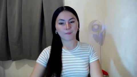 Nikki  online show from 11/05/25, 10:26