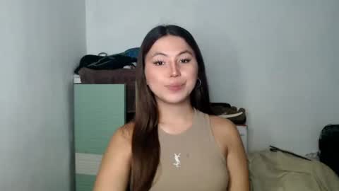 Nikki  online show from 04/29/26, 11:03