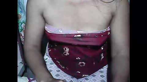 hot_quin11 online show from 03/28/26, 06:18