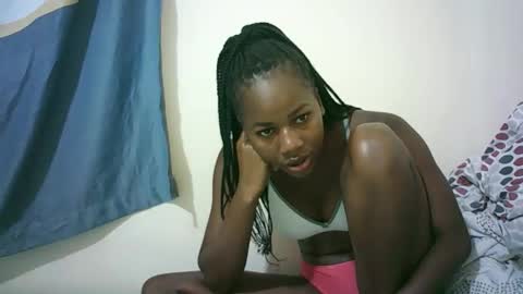 Snapshot of hot_reenor chatting on 05/13/26, 04:59 reenor online show from 05/13/26, 04:59