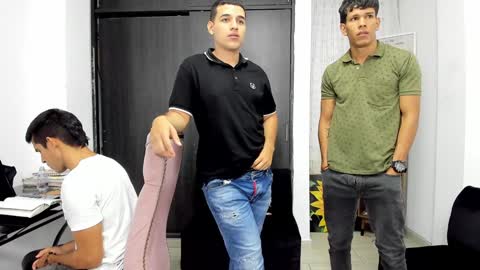 Snapshot of hot_sexmature chatting on 01/28/25, 04:41 Vanesa Oliver and Andrew online show from 01/28/25, 04:41