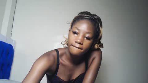 Snapshot of hot_sexxxy_girl chatting on 07/21/26, 02:25 Milly online show from 07/21/26, 02:25
