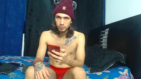 Snapshot of hot_sharks__ chatting on 11/10/25, 10:36 Hot Sharks online show from 11/10/25, 10:36