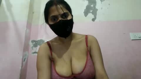 Snapshot of hot_sona chatting on 05/18/26, 11:16 sona online show from 05/18/26, 11:16