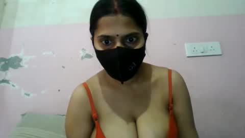 Snapshot of hot_sona chatting on 05/27/26, 06:43 sona online show from 05/27/26, 06:43