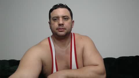 Snapshot of hot_stefano1 chatting on 01/12/25, 06:59 Stefano.. online show from 01/12/25, 06:59