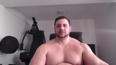 Snapshot of hot_stefano1 chatting on 02/23/25, 05:45 Stefano.. online show from 02/23/25, 05:45