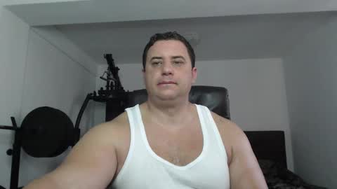 Snapshot of hot_stefano1 chatting on 09/21/25, 04:14 Stefano.. online show from 09/21/25, 04:14
