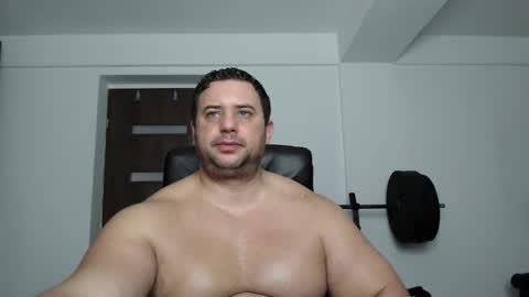 Snapshot of hot_stefano1 chatting on 09/29/25, 05:45 Stefano.. online show from 09/29/25, 05:45