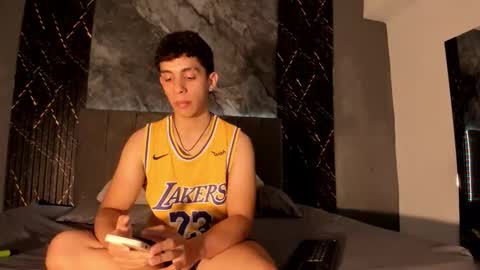 Hot Summer Boy online show from 01/31/26, 09:24