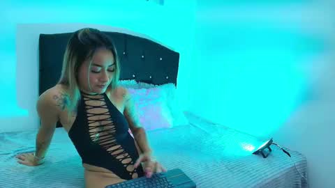 Snapshot of hot_valeryx chatting on 09/13/25, 12:21 hot_valeryx online show from 09/13/25, 12:21