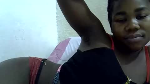 hotagrace online show from 10/11/25, 11:14