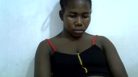 hotagrace online show from 10/17/25, 07:11