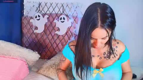 Alana online show from 10/28/25, 12:19