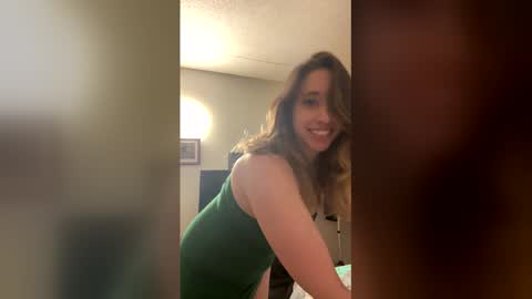 hotandhorny3591 online show from 04/28/26, 09:25