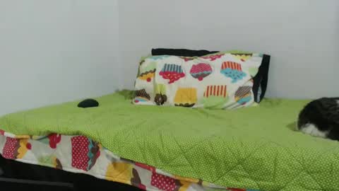 Hot and PowerHOPE U MISS ME online show from 01/14/25, 03:43