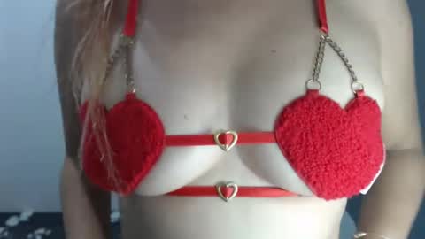 Snapshot of hotasian_pinky chatting on 03/09/25, 11:58 hotasian_pinky online show from 03/09/25, 11:58