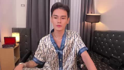 Kenny online show from 12/22/25, 12:24